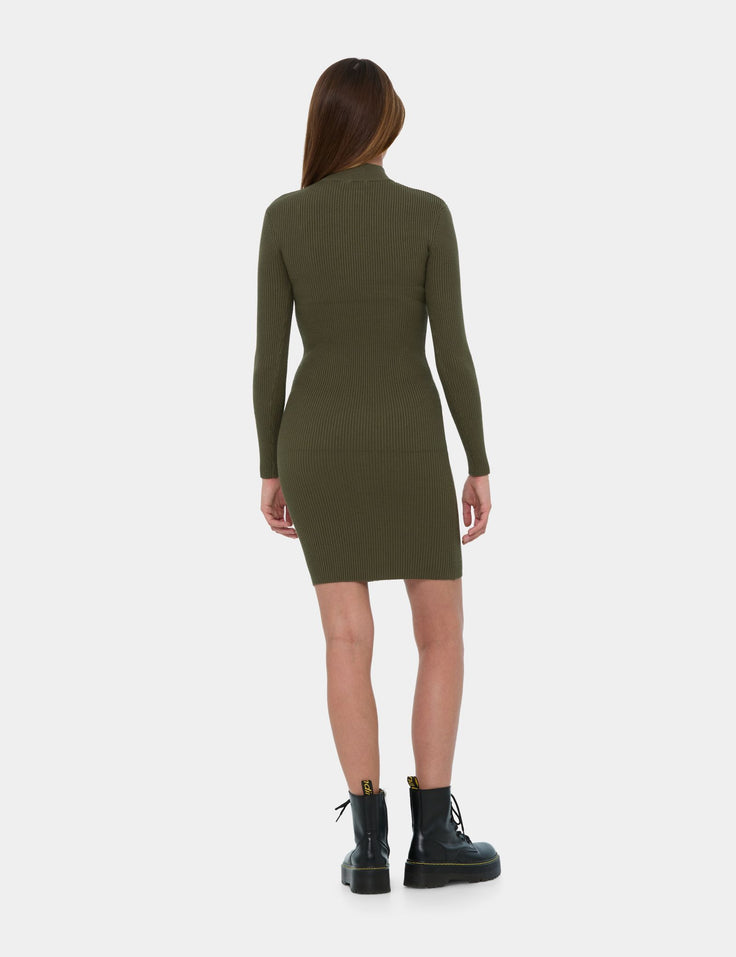 Robe en maille vert olive