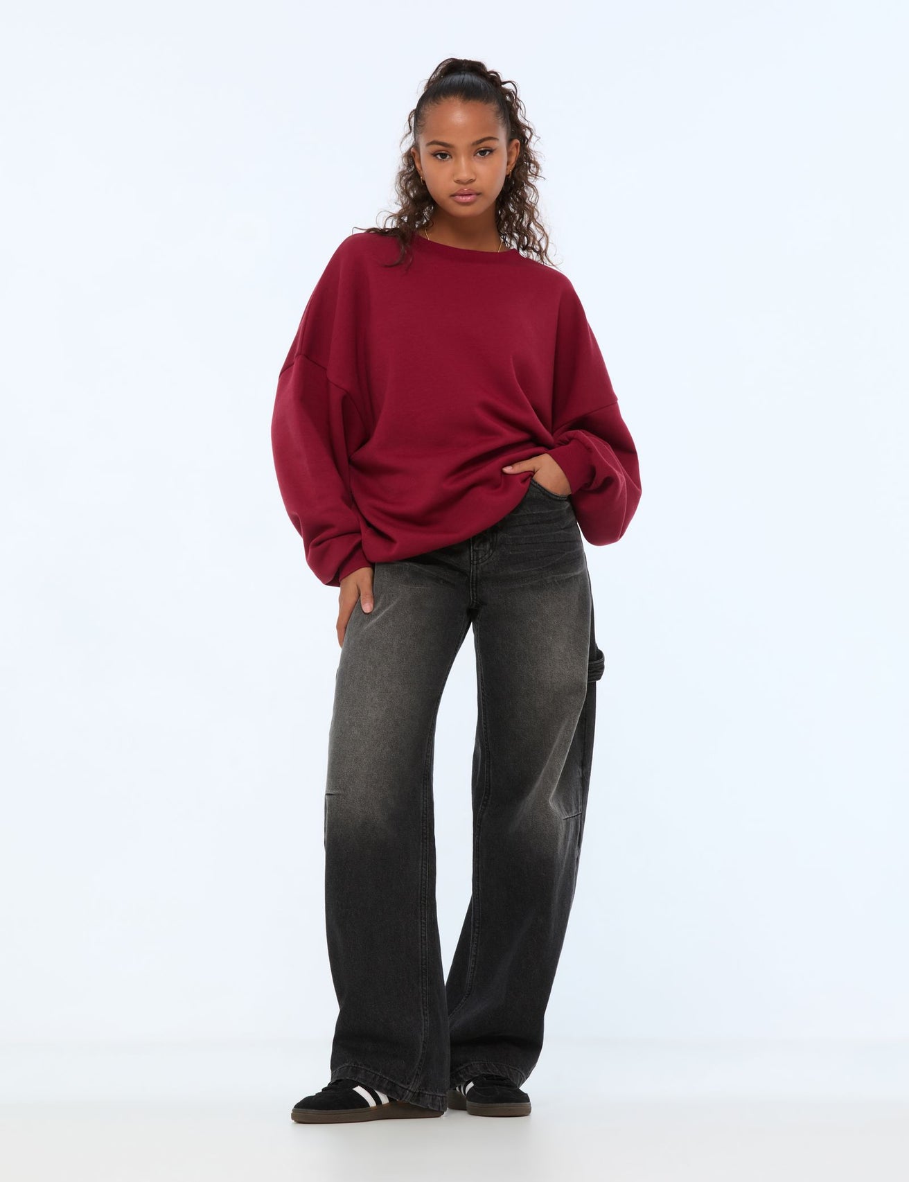 Sweat oversize rouge foncé - Image 3