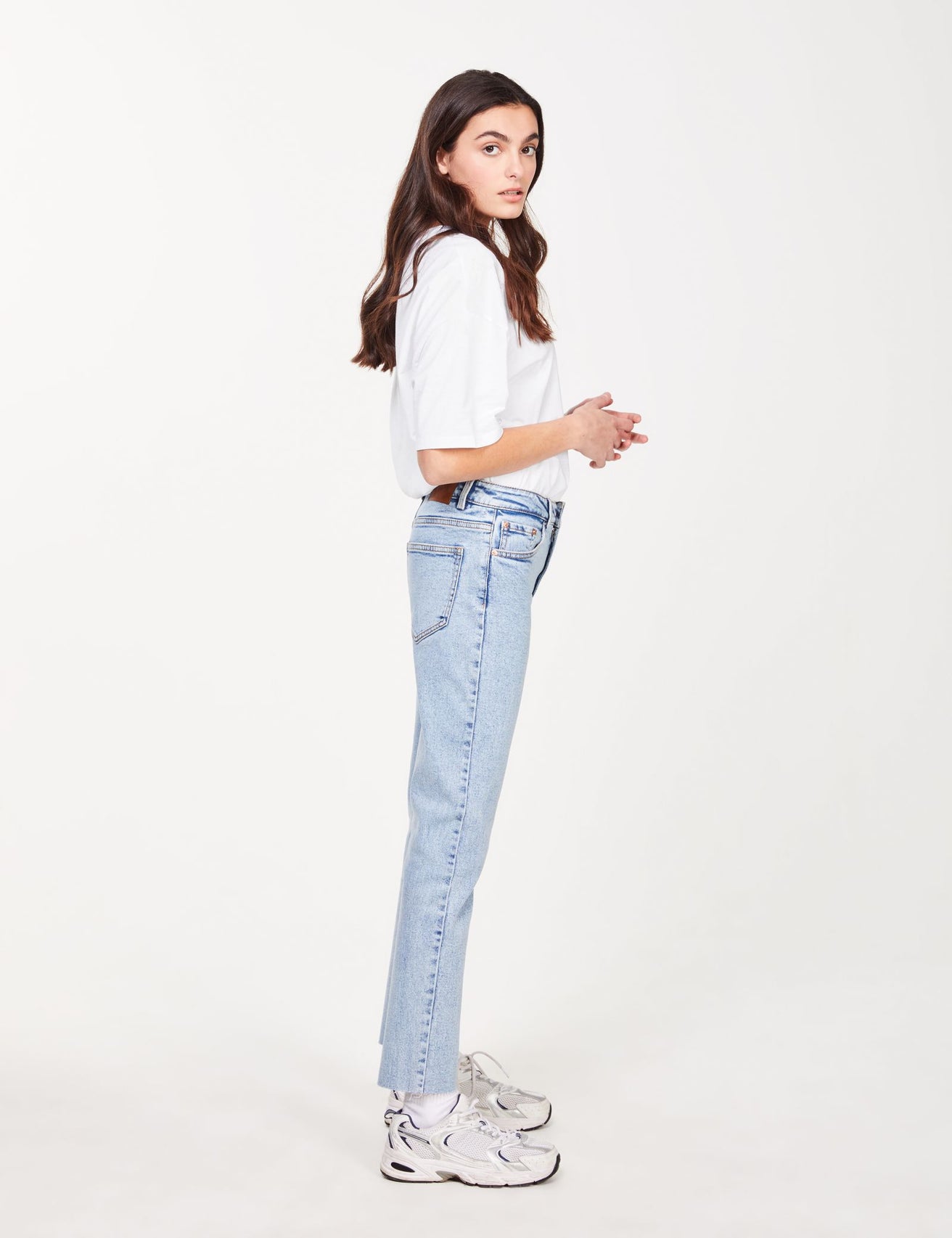 Jean bleu coupe slim mom - Image 3