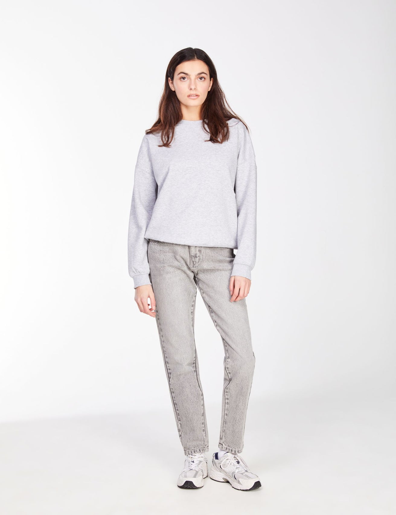 Jean mom gris - Image 1