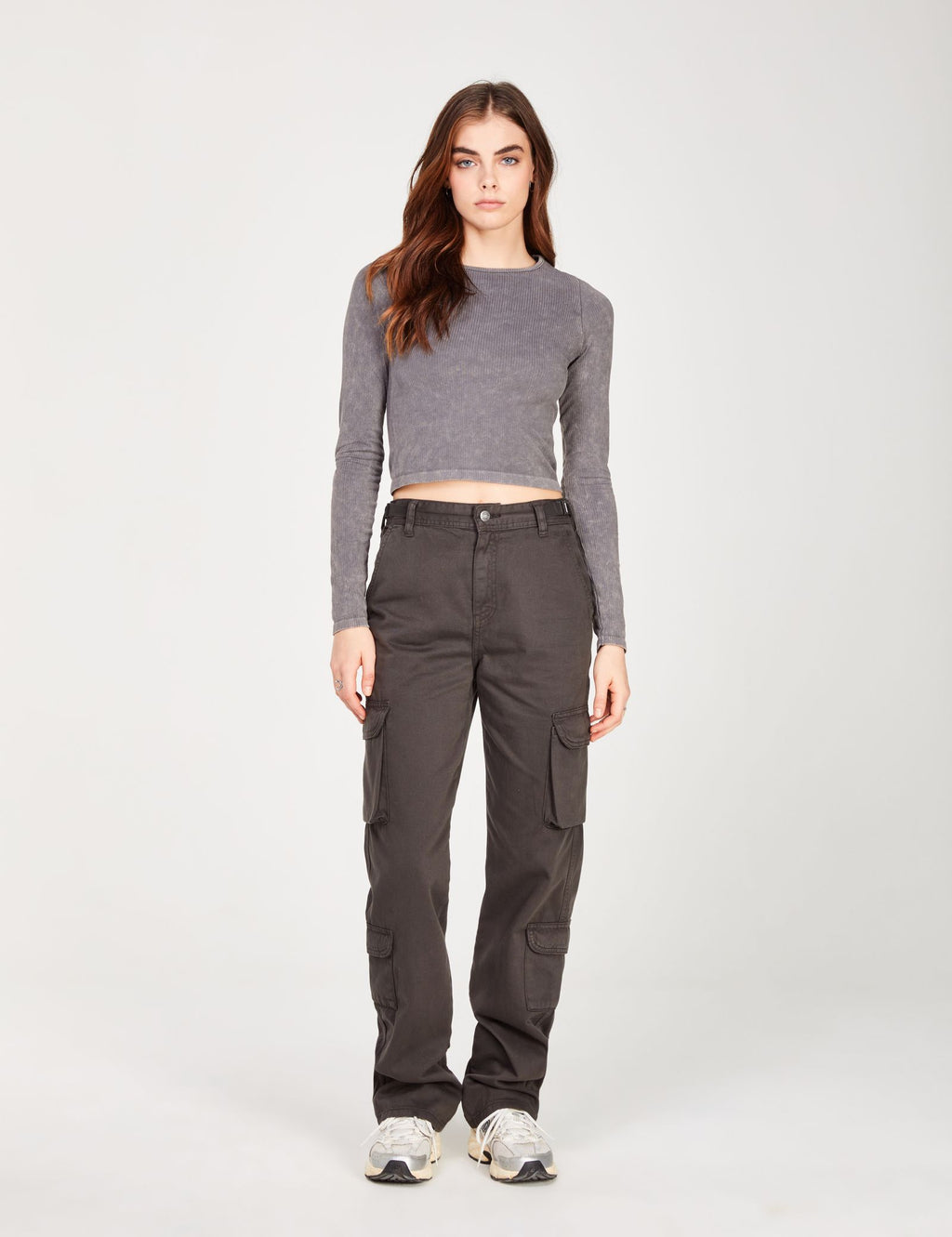 Pantalon cargo à sangles gris foncé