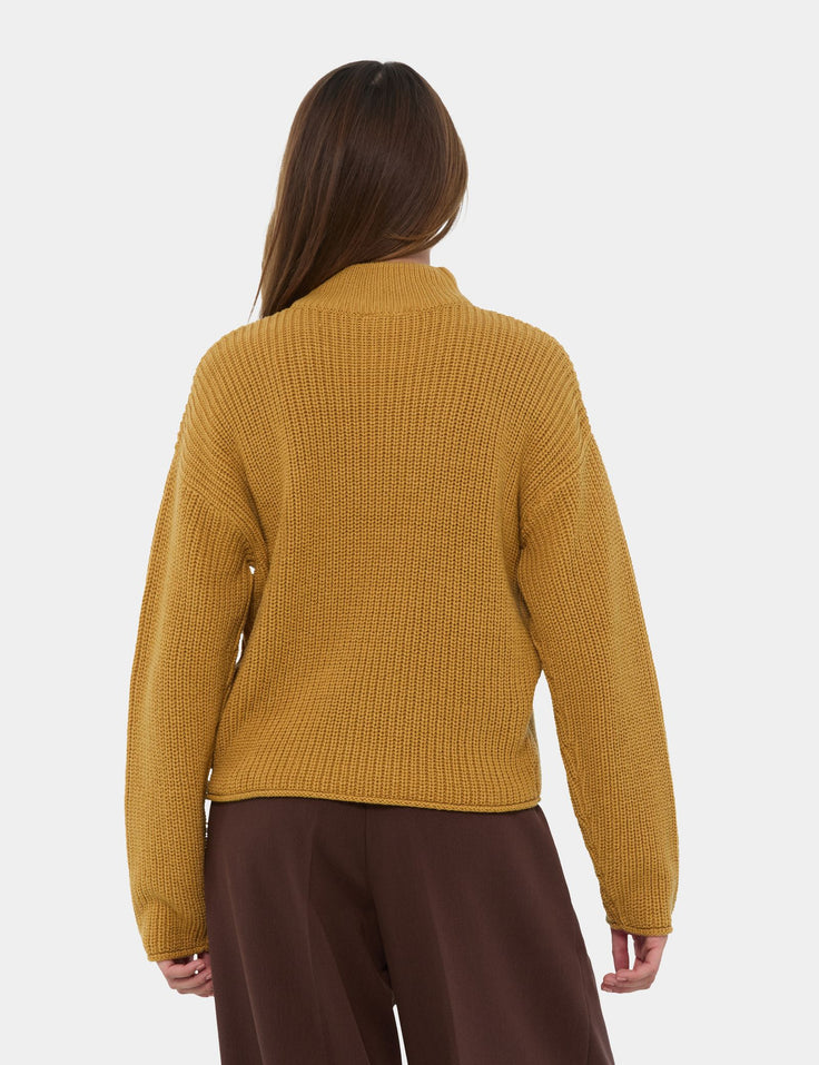 Pull en maille côtelé jaune foncé