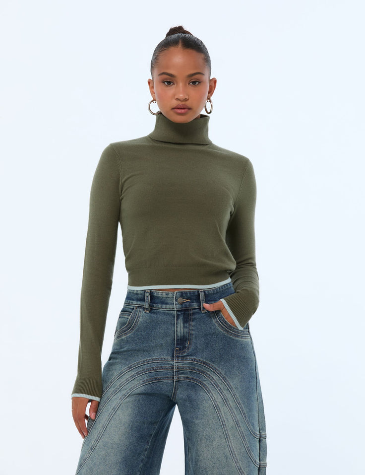 Pull col roulé vert olive