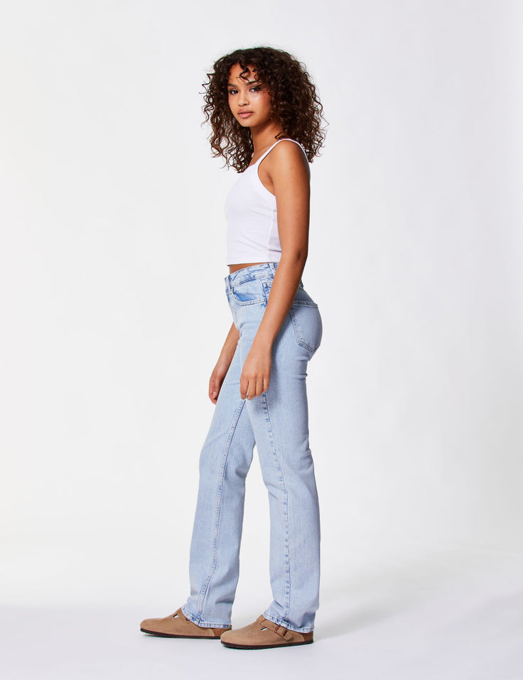 Jean straight taille basse bleu ciel