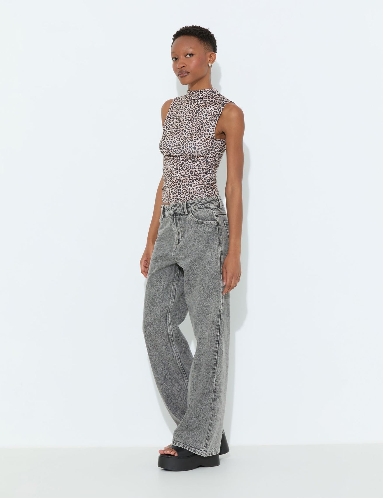 Jean wide leg gris clair - Image 4