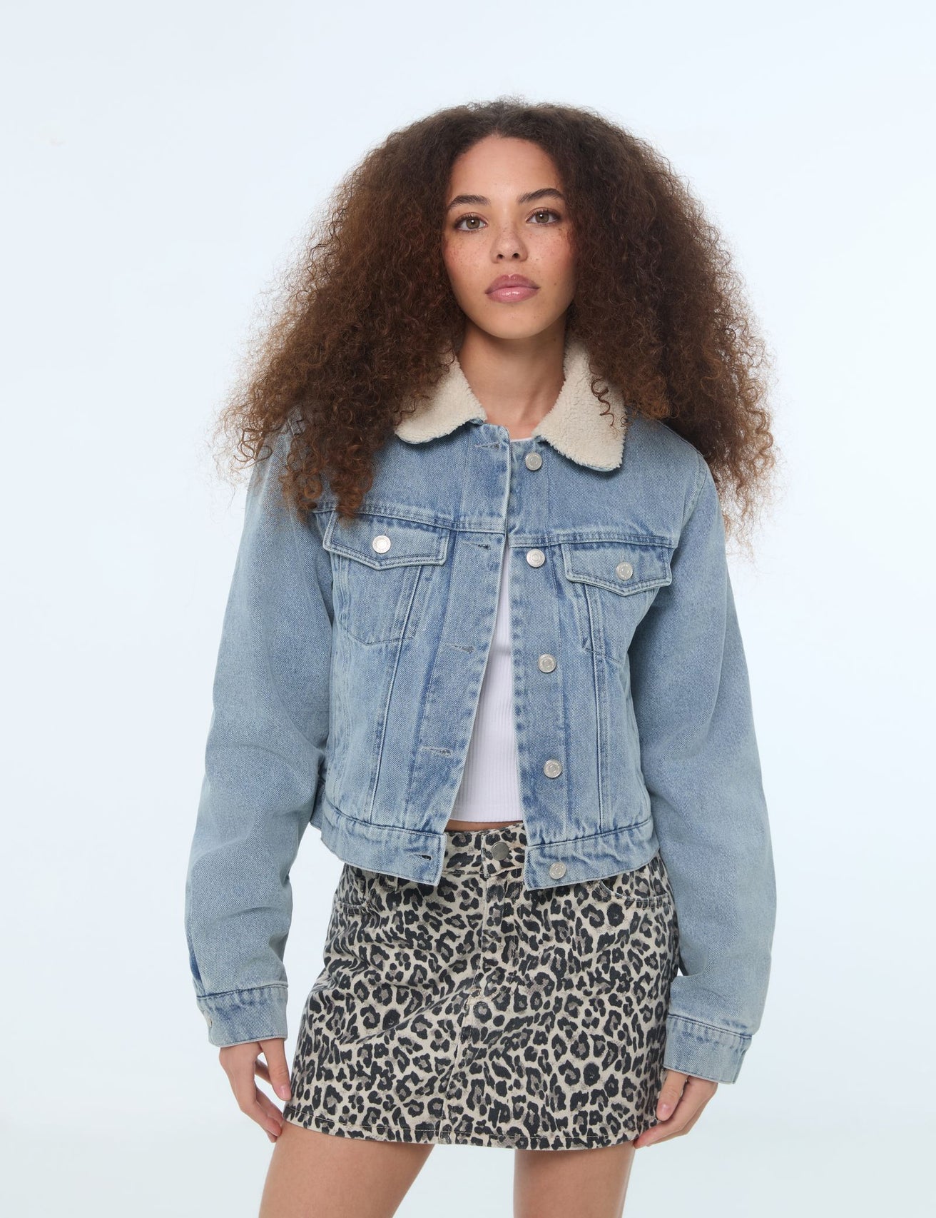 Veste en jean fourrée bleue - Image 1