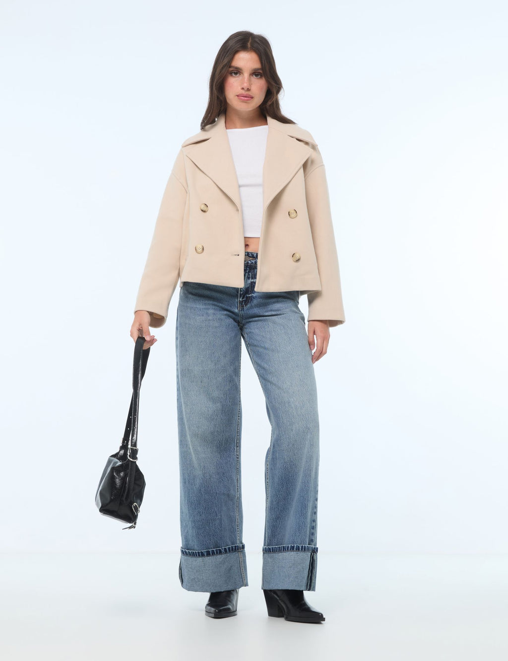 Manteau court coupe trench beige