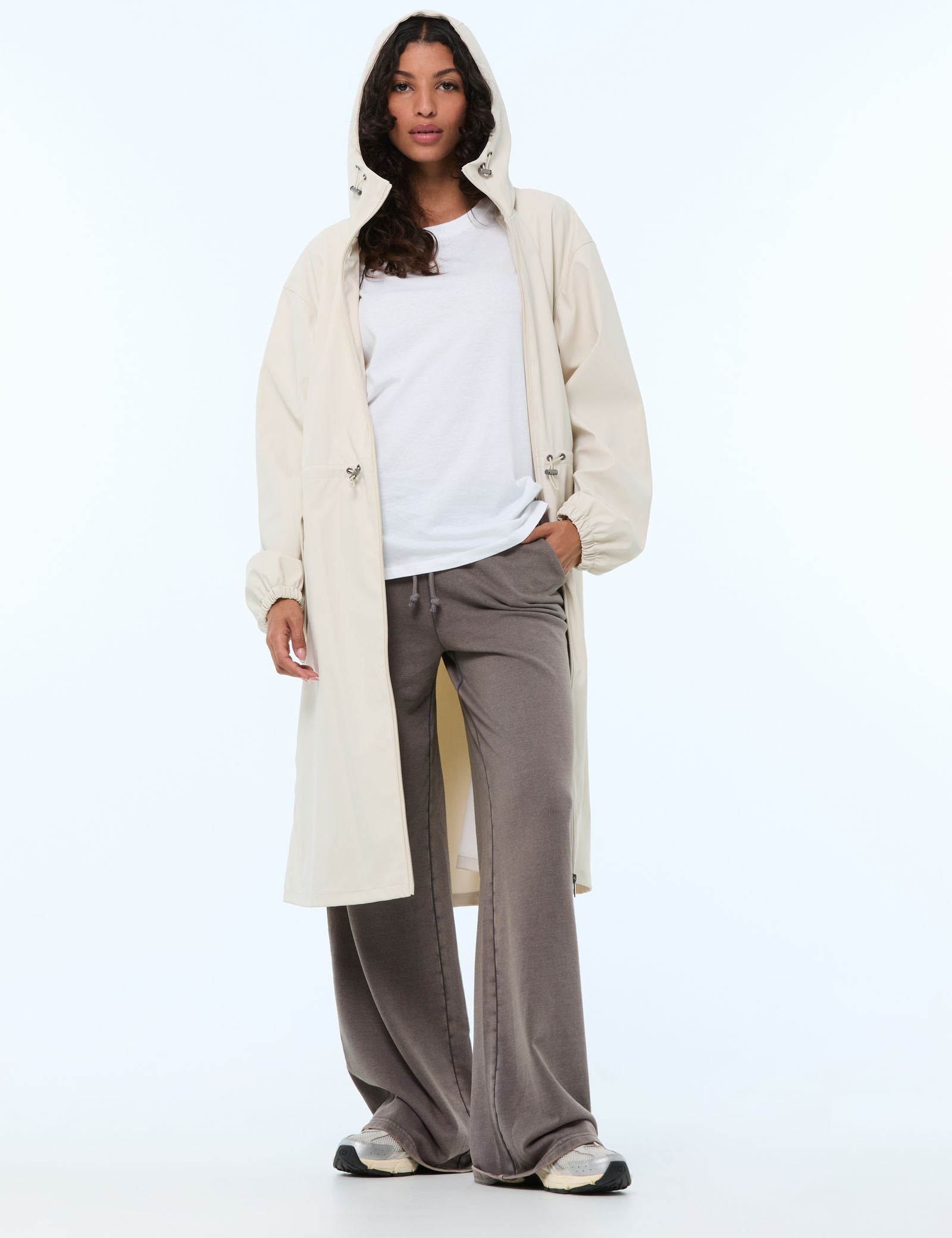 Manteau long imperméable beige