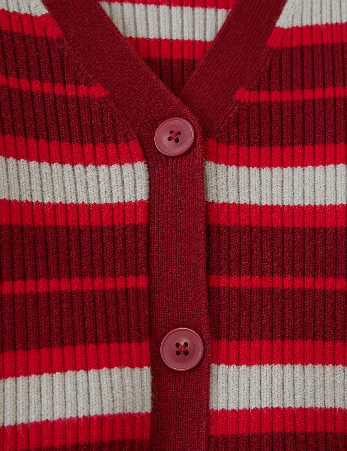 Cardigan rouge et gris