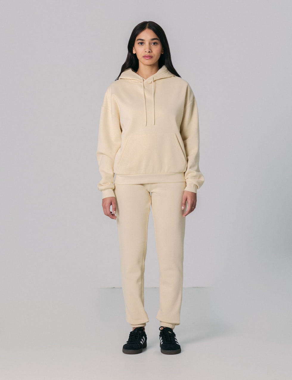 Sweatshirt à capuche beige clair