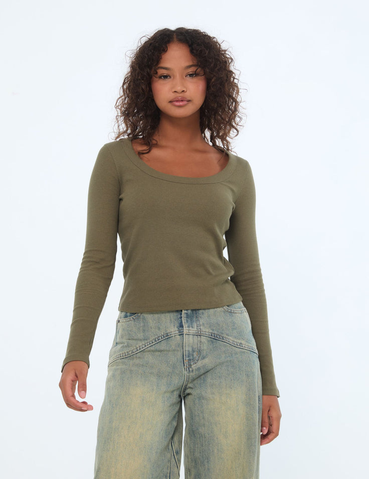 T-shirt en maille vert olive