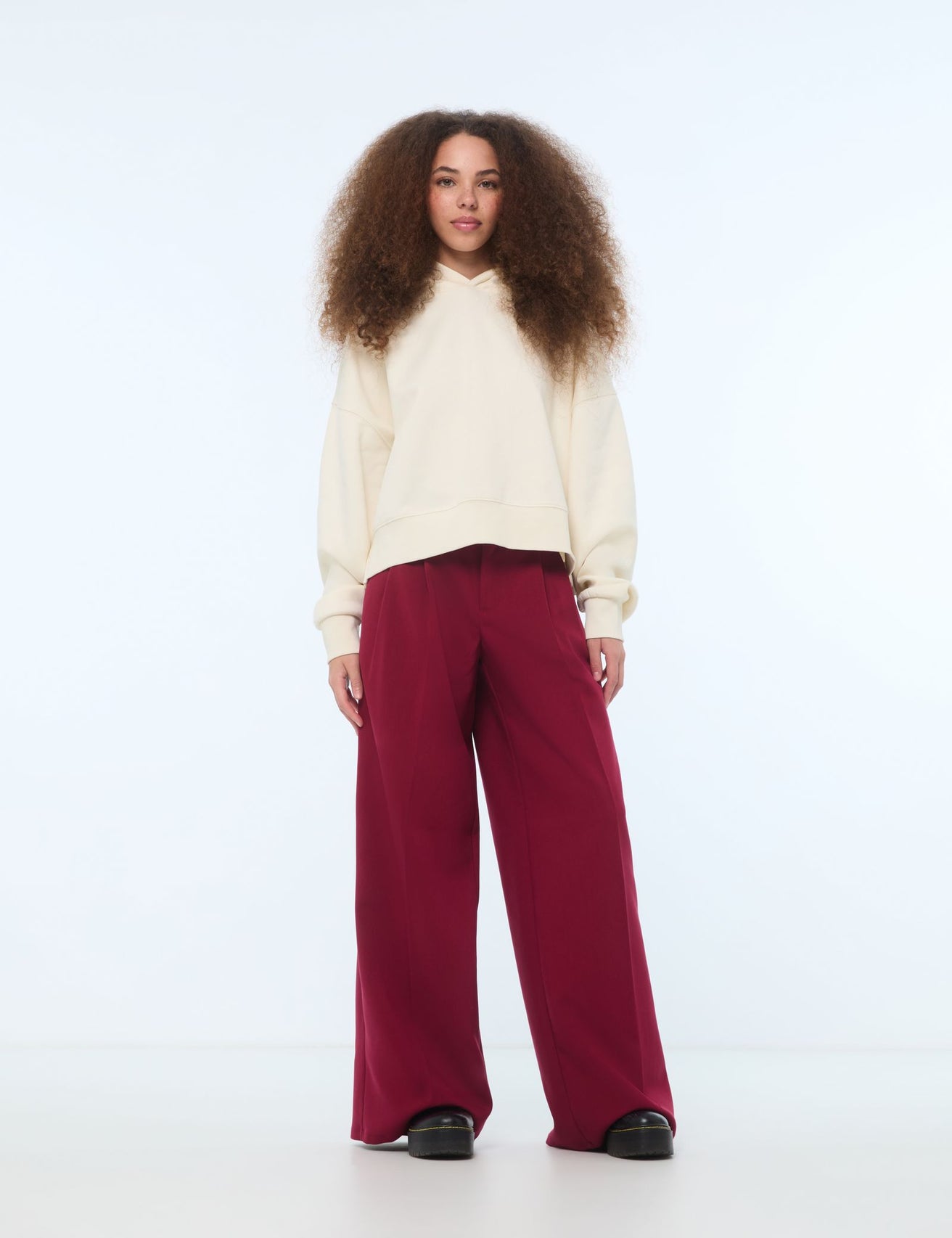 Pantalon de tailleur bordeaux - Image 1