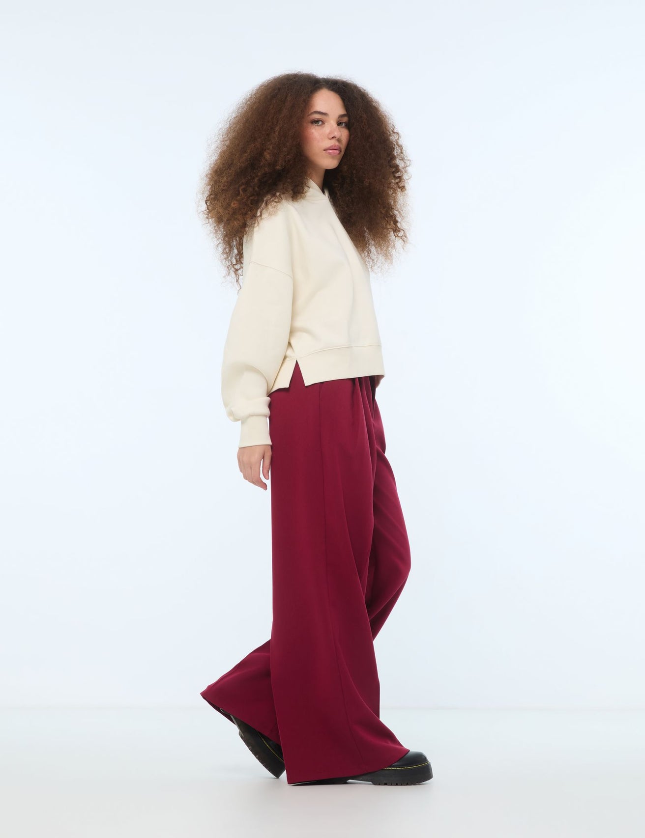 Pantalon de tailleur bordeaux - Image 3