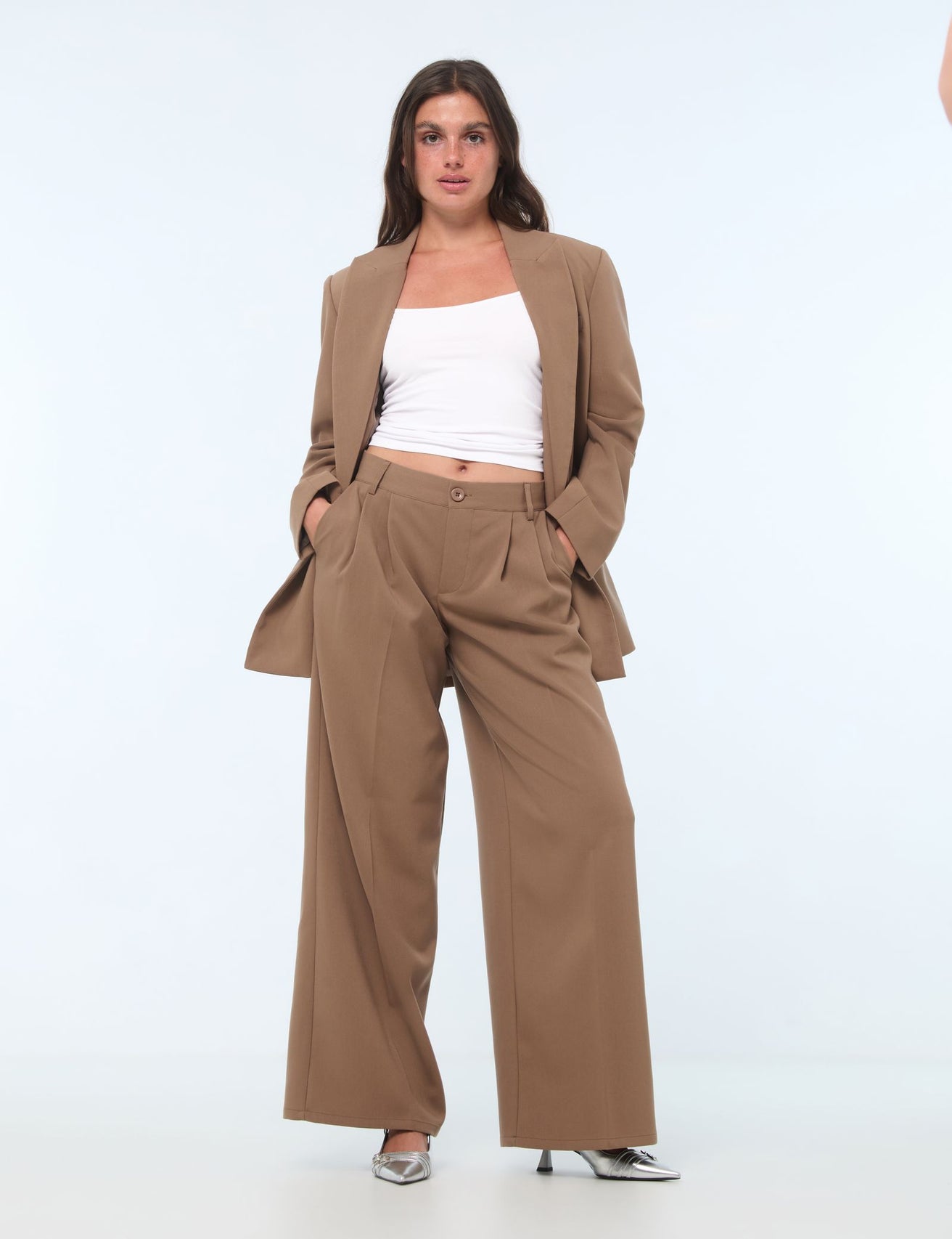 Pantalon de tailleur marron clair - Image 1