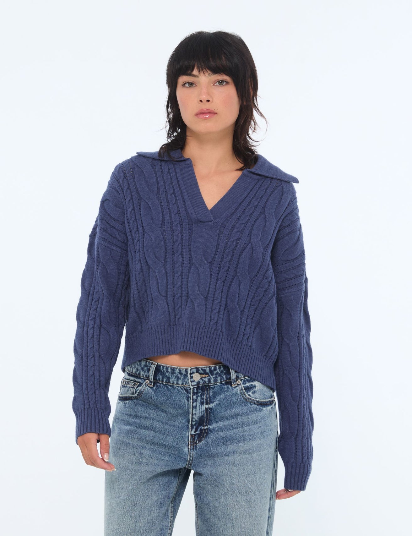 Pull court en maille tressée bleu ardoise - Image 1