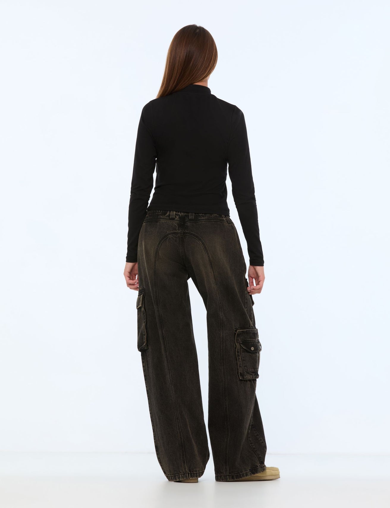 Pantalon cargo wide leg taille basse délavé noir - Image 2