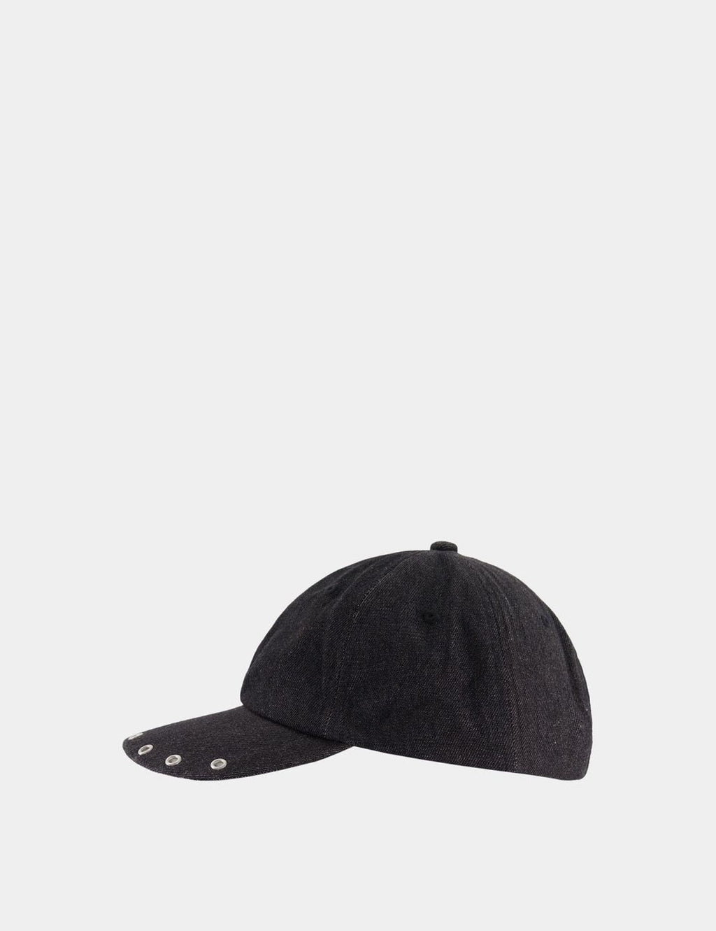 Casquette à oeillets noir