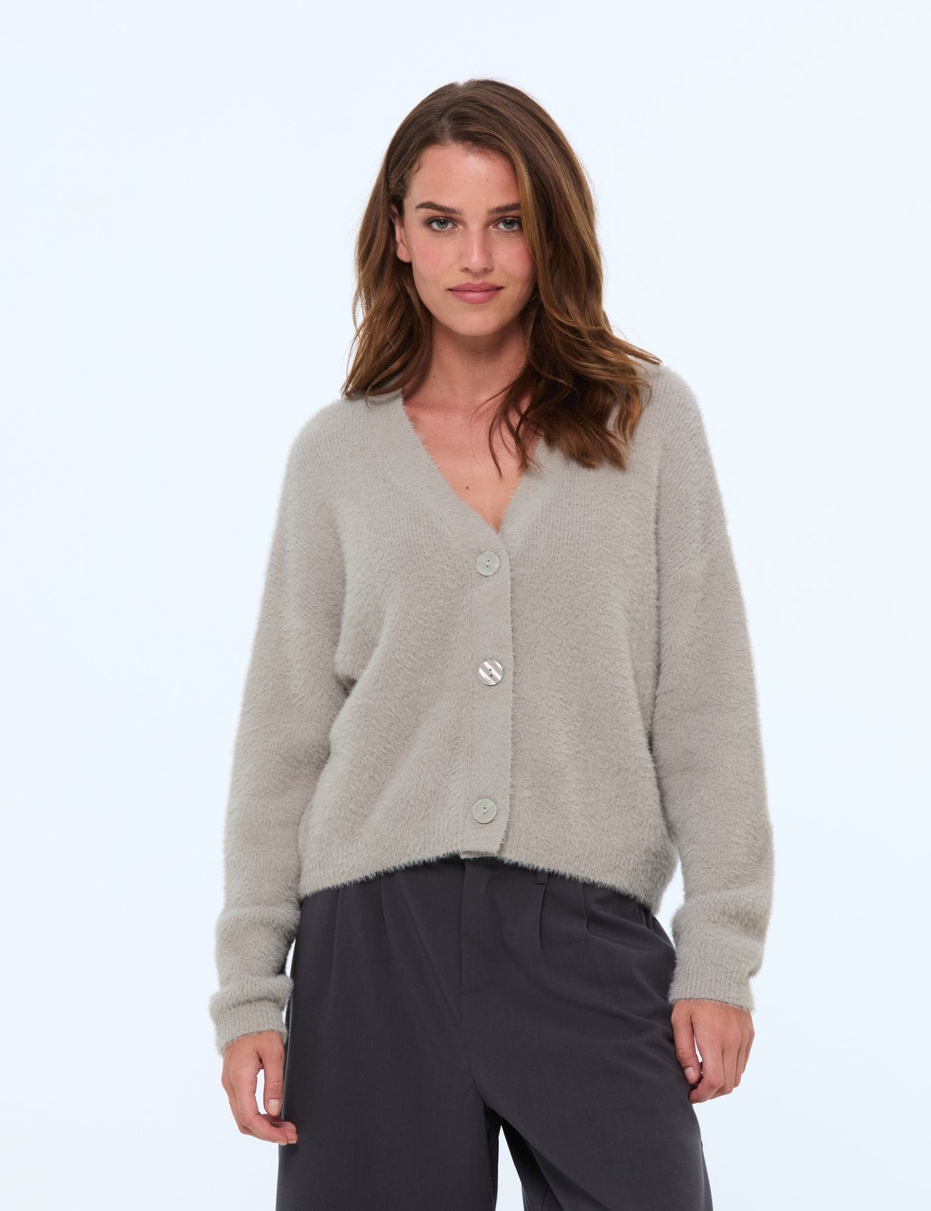 Cardigan doux gris clair - Image 1