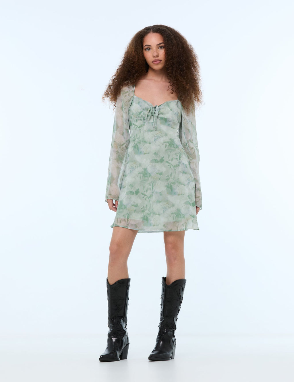 Robe courte légère à motif verte foncée