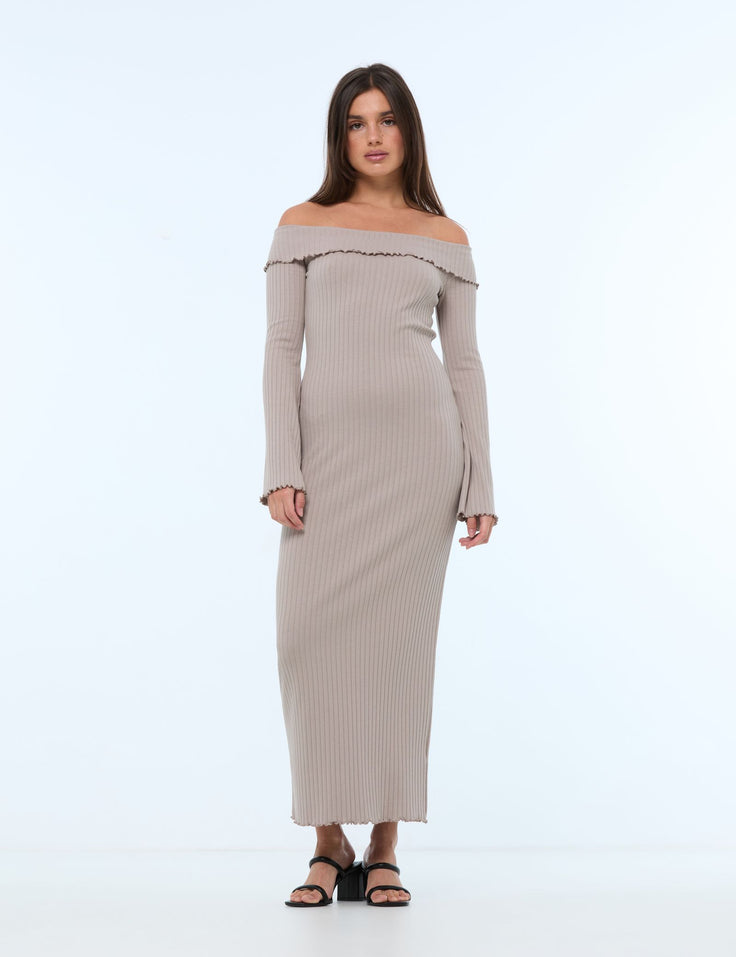 Robe longue col bardot taupe