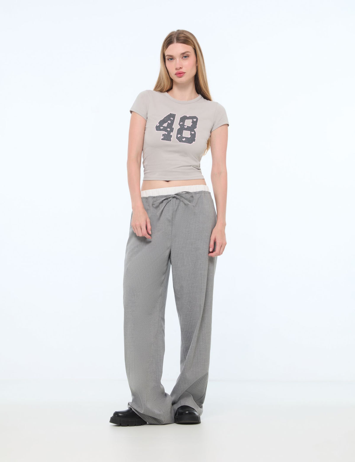 Pantalon fluide gris clair