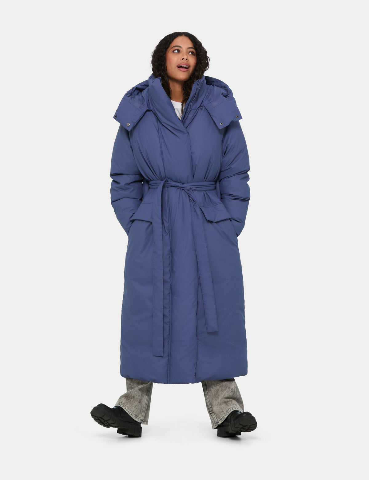 Longue doudoune imperméable bleue ardoise