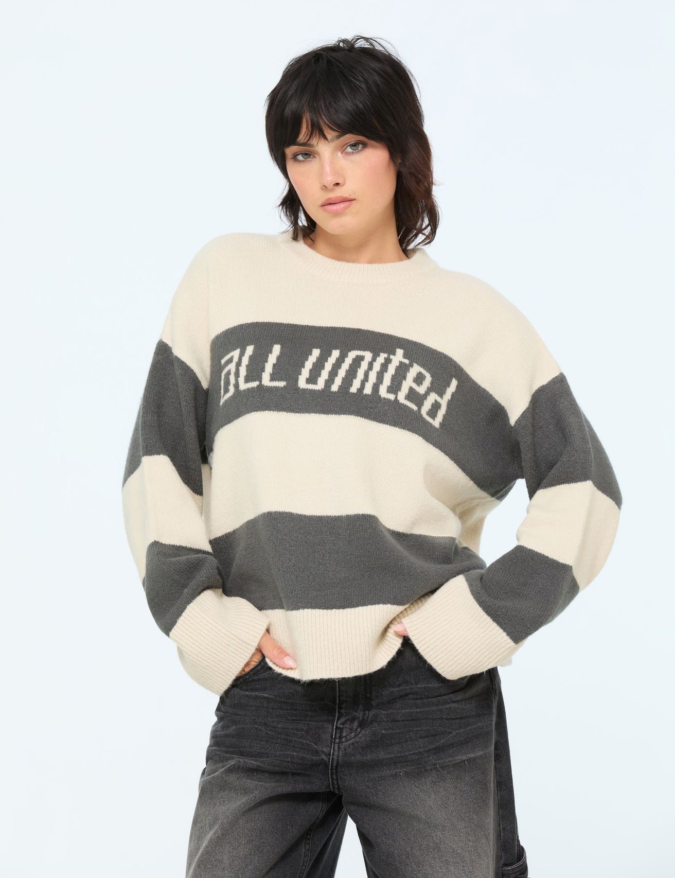 Pull oversize rayé "all wanted" gris foncé - Image 1