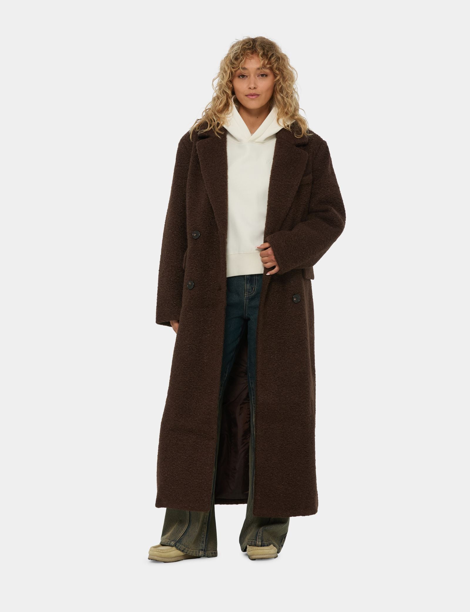 Long manteau marron