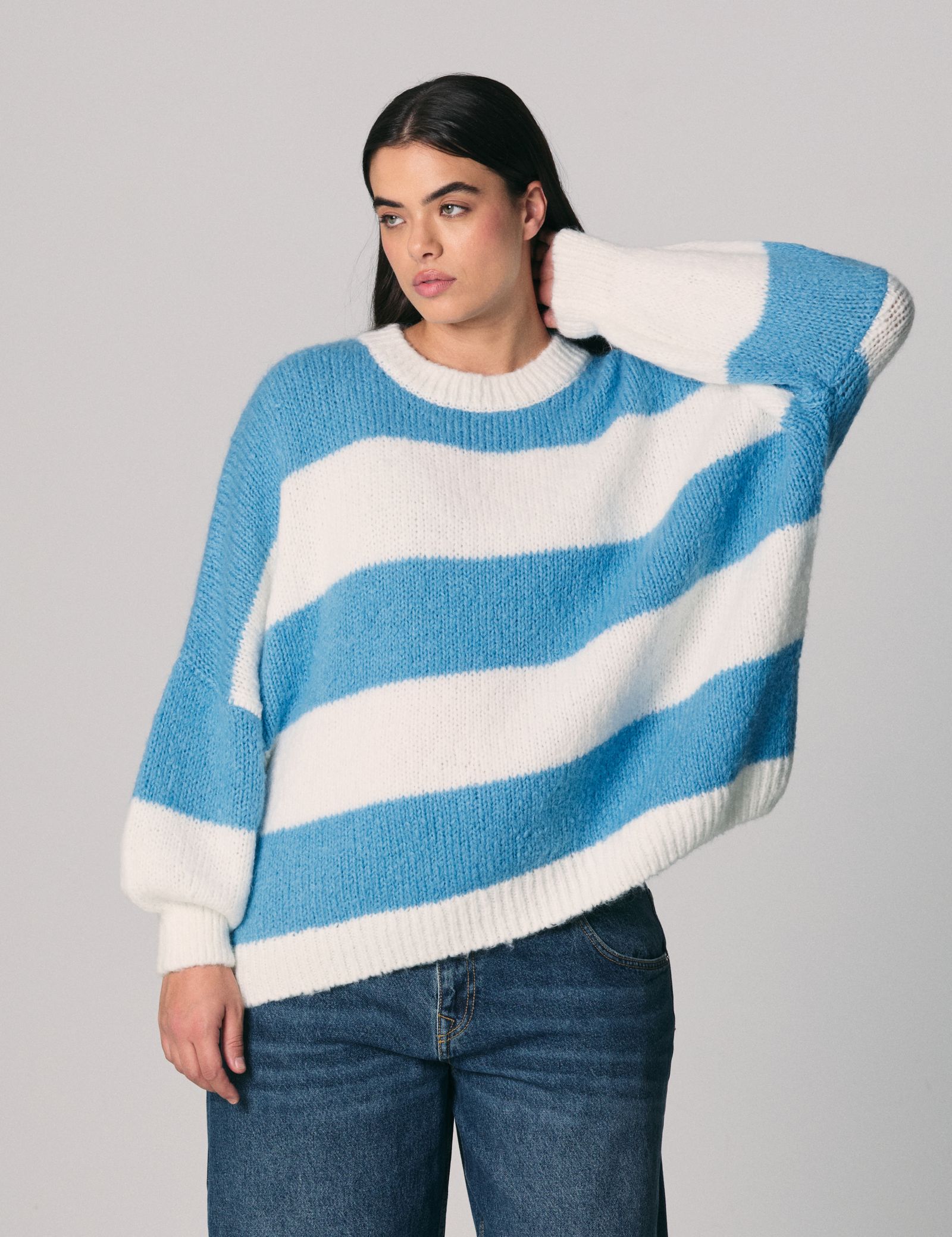 Pull en maille oversize à rayures bleu azur