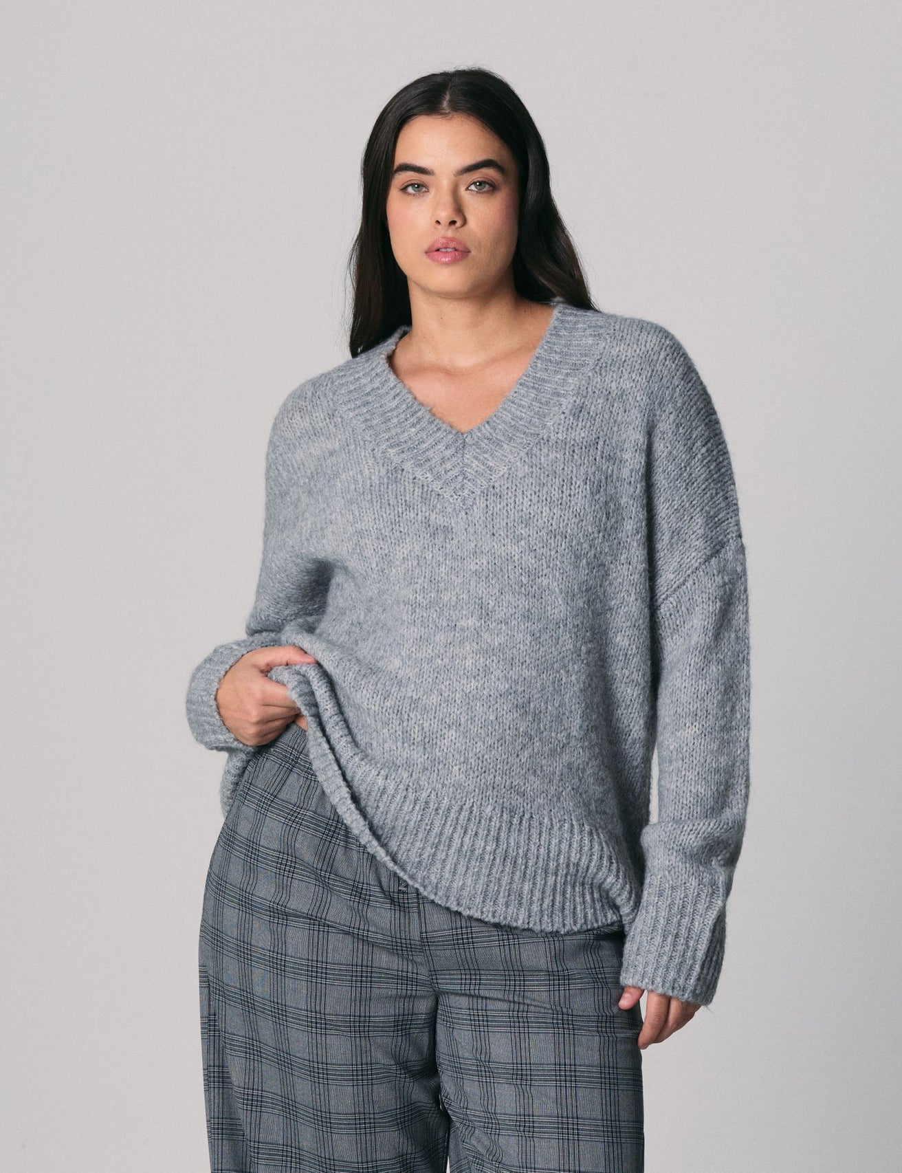 Pull en maille gris chine - Image 2