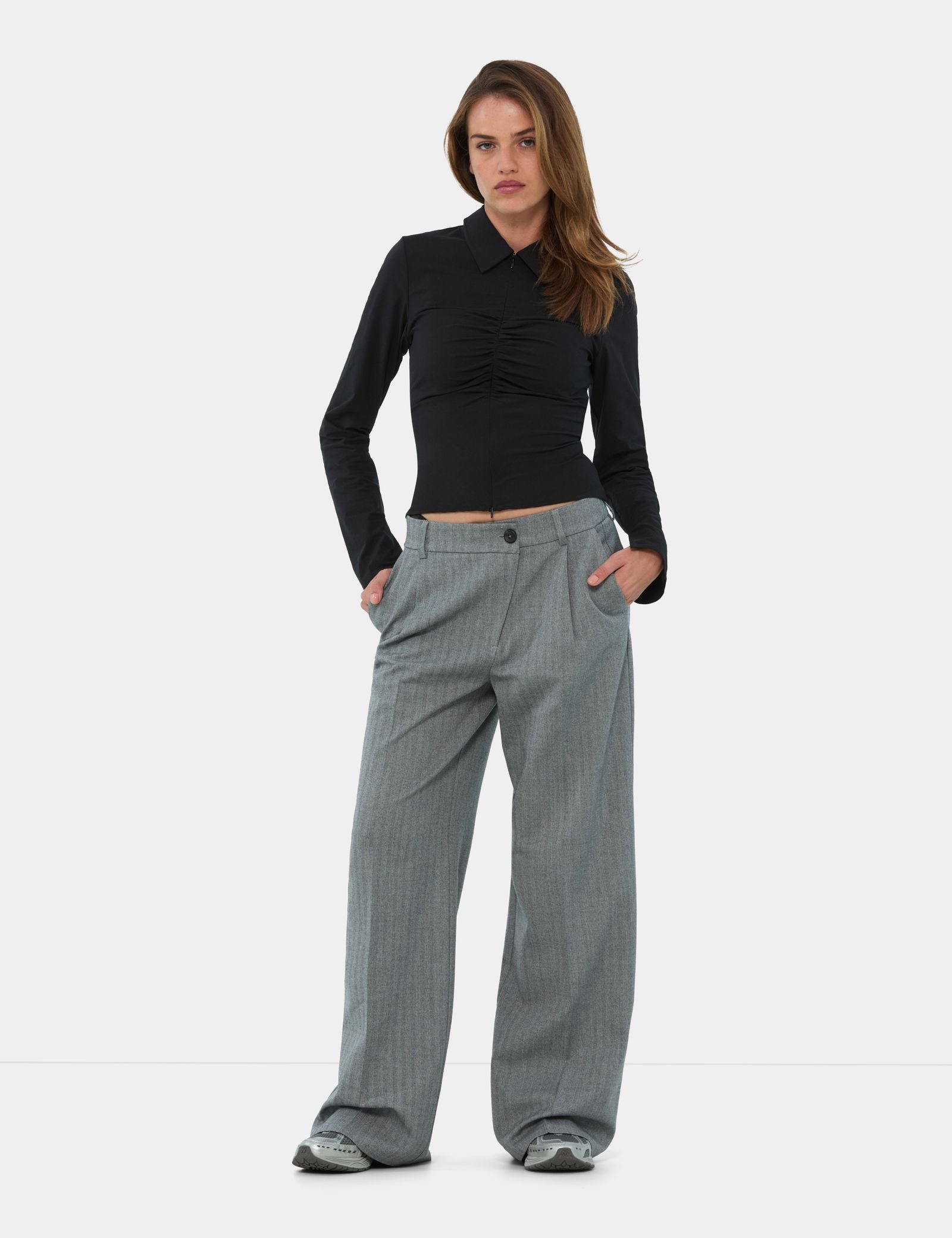 Pantalon tailleur droit gris moyen