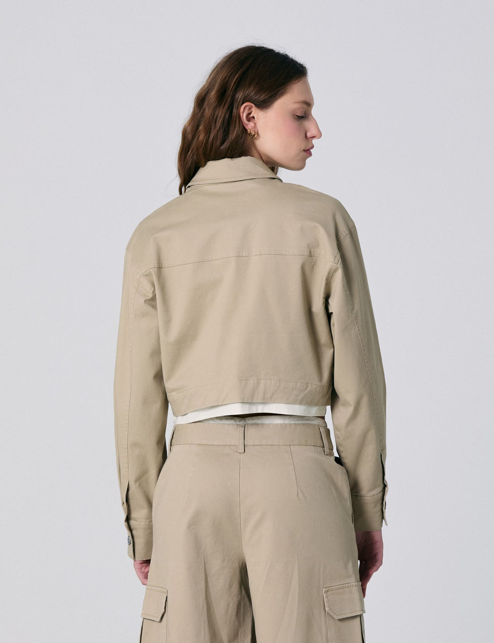 Veste courte à double couture beige kaki