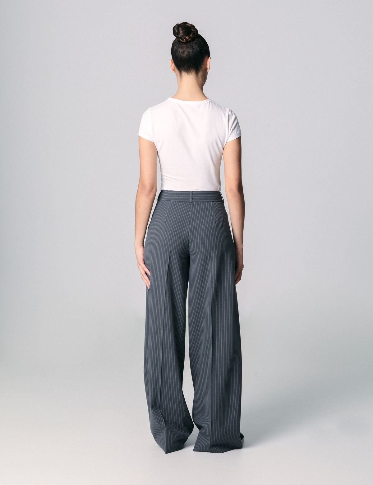 Pantalon palazzo à rayures gris foncé