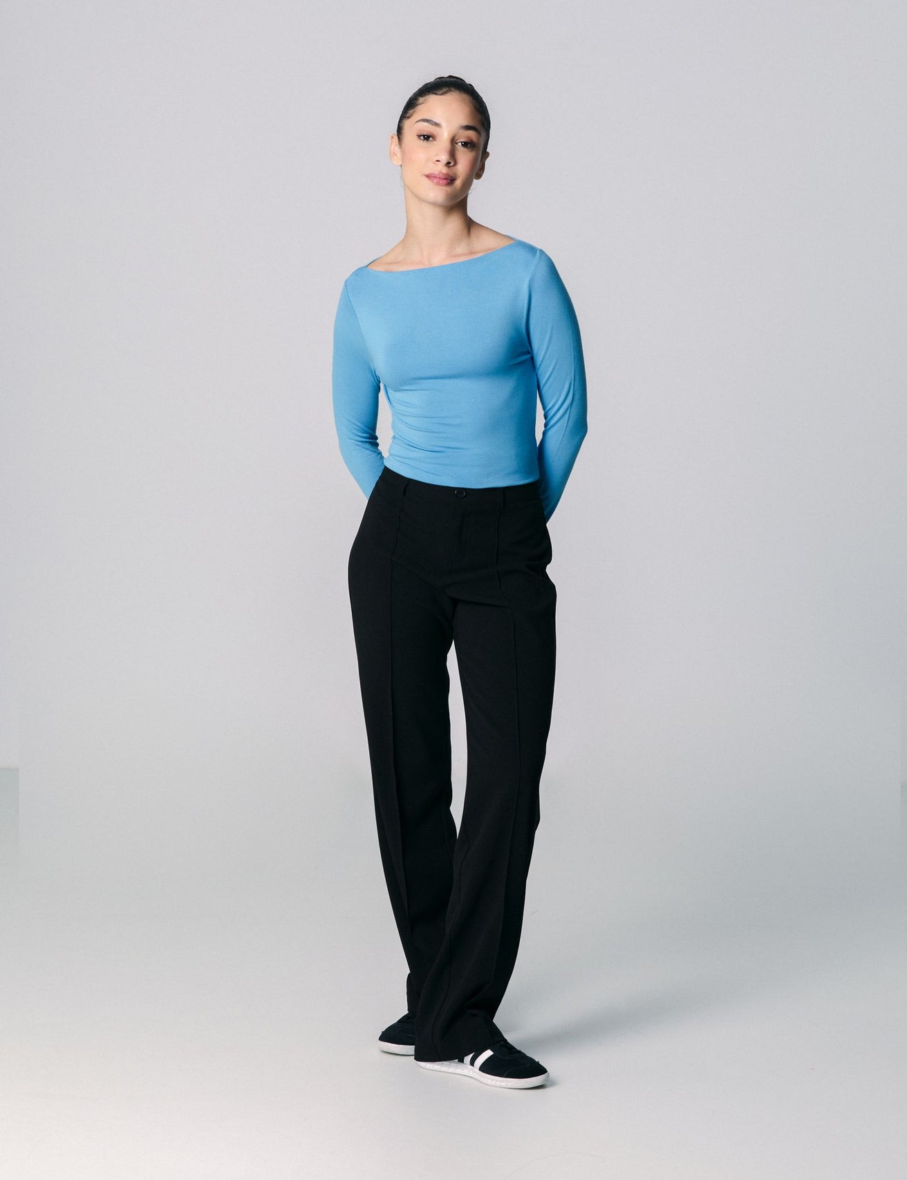 Pantalon tailleur noir - Image 1