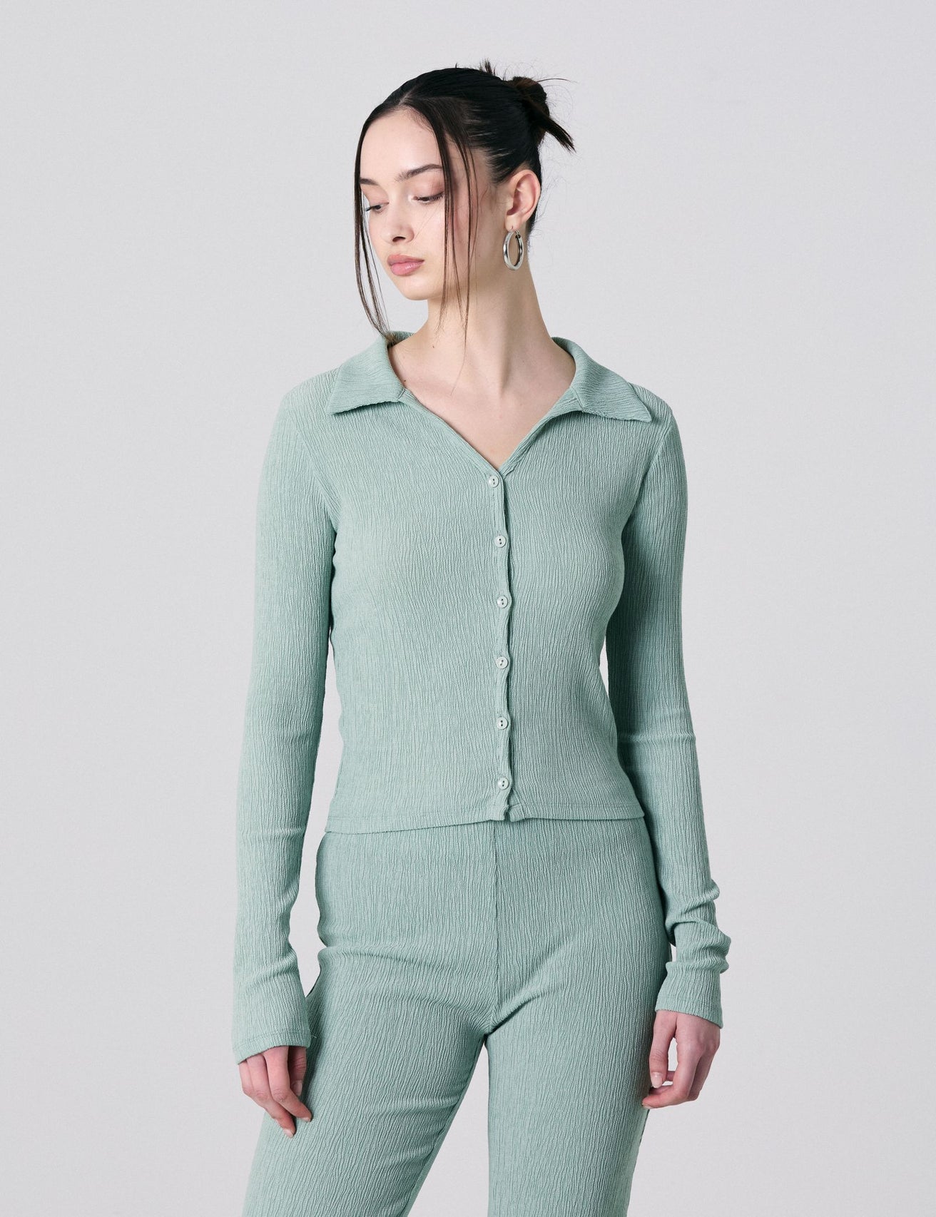 Chemise crêpée verte claire - Image 3